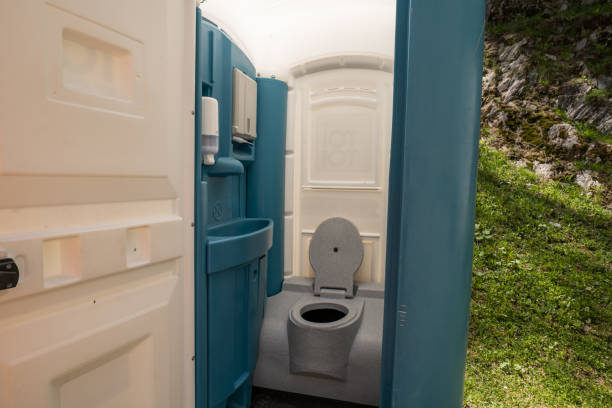 Professional porta potty rental in Hillsboro, KS